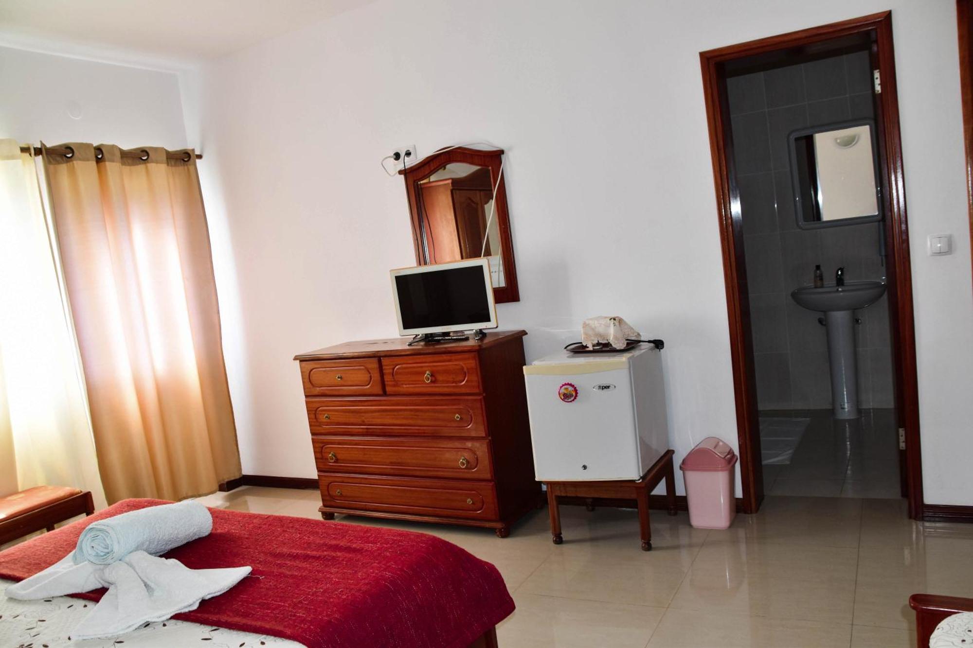 Hotel Residencial Vitoria Ponta Do Sol Pokój zdjęcie